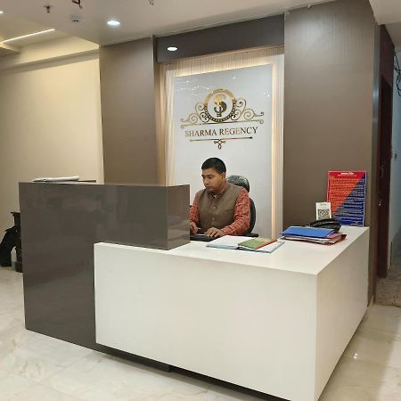 Hotel Sharma Regency Лакнау Екстериор снимка