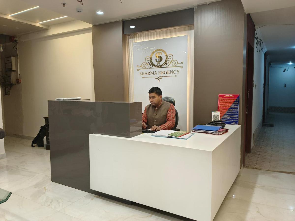 Hotel Sharma Regency Лакнау Екстериор снимка